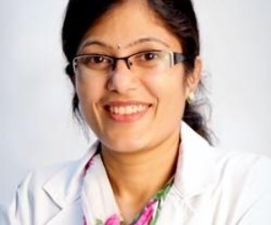 Dr Runa Acharya